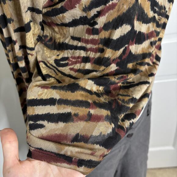 LR S Vtg Silk Blend Tiger Graphic Turtleneck - Picture 6 of 7